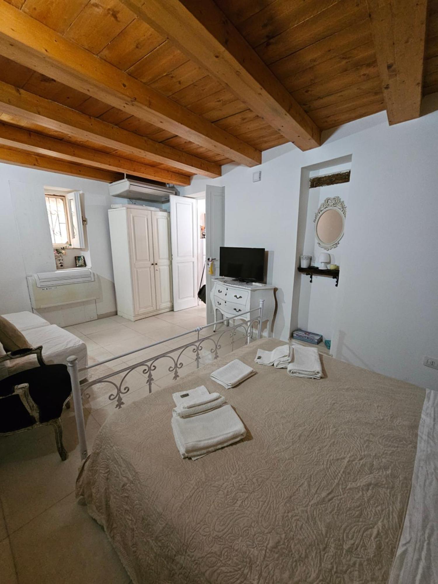 Perla Marina Ortigia Syracuse Quarto foto